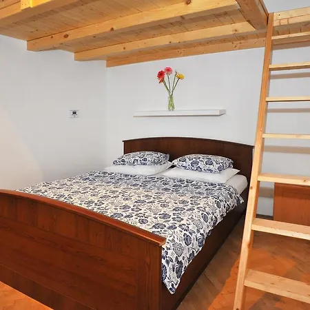 Apartment In Vinohrady Prag